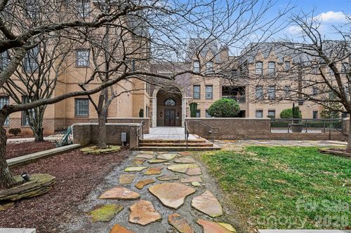 3276 Park Rd, Charlotte, NC, 28209-2004 | Card Image