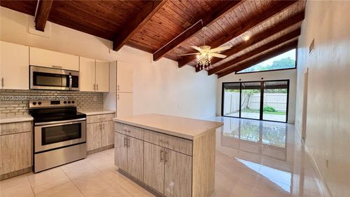 11344 Sw 112th Circle Ln S, Miami, FL, 33176-8424 | Card Image