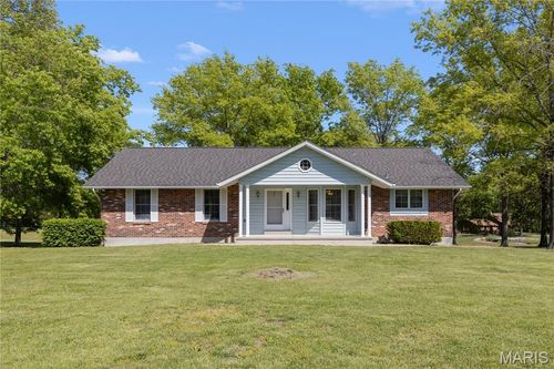 69 Wilderness Ln, Defiance, MO, 63341-2402 | Card Image