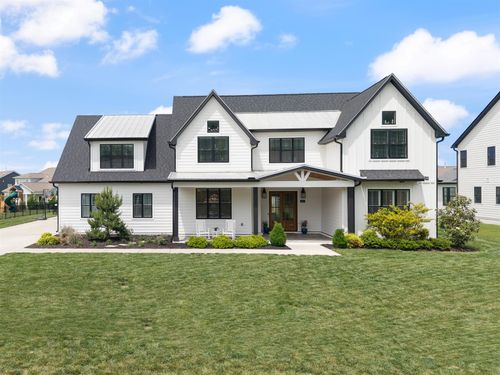 863 Shady Bluff Trl, Clarksville, TN, 37043-5974 | Card Image