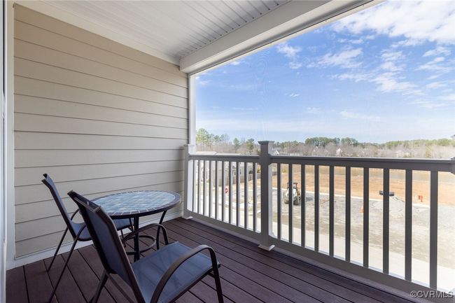 Screened Balcony | Image 21