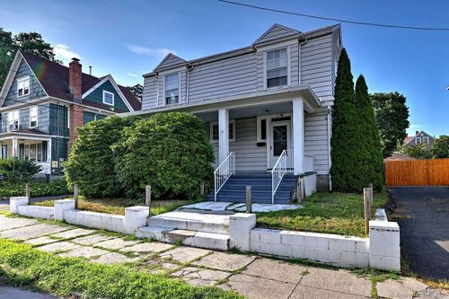 51 Alpine St, Bridgeport, CT, 06610-1773 | Card Image