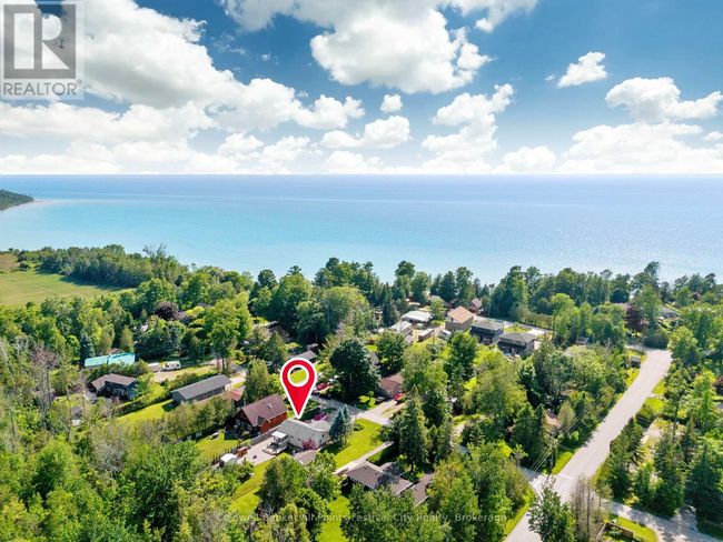 7 Andrew Cres, House other with 2 bedrooms, 1 bathrooms and 6 parking in Goderich ON | Image 39