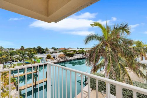 315 E Ocean Dr, Key Colony Beach, FL, 33051 | Card Image