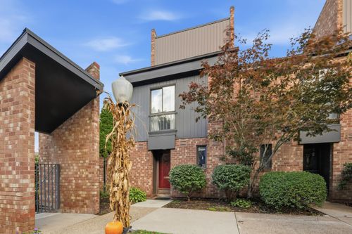 23 Foster Sq, Pittsburgh, PA, 15212-5218 | Card Image