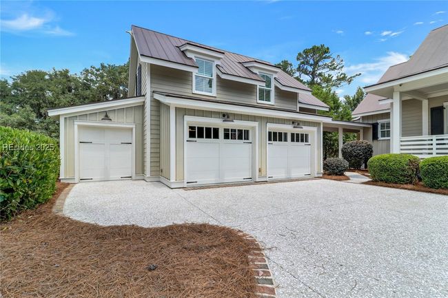 24 Carrier Blf, House other with 5 bedrooms, 5 bathrooms and null parking in Bluffton SC | Image 45