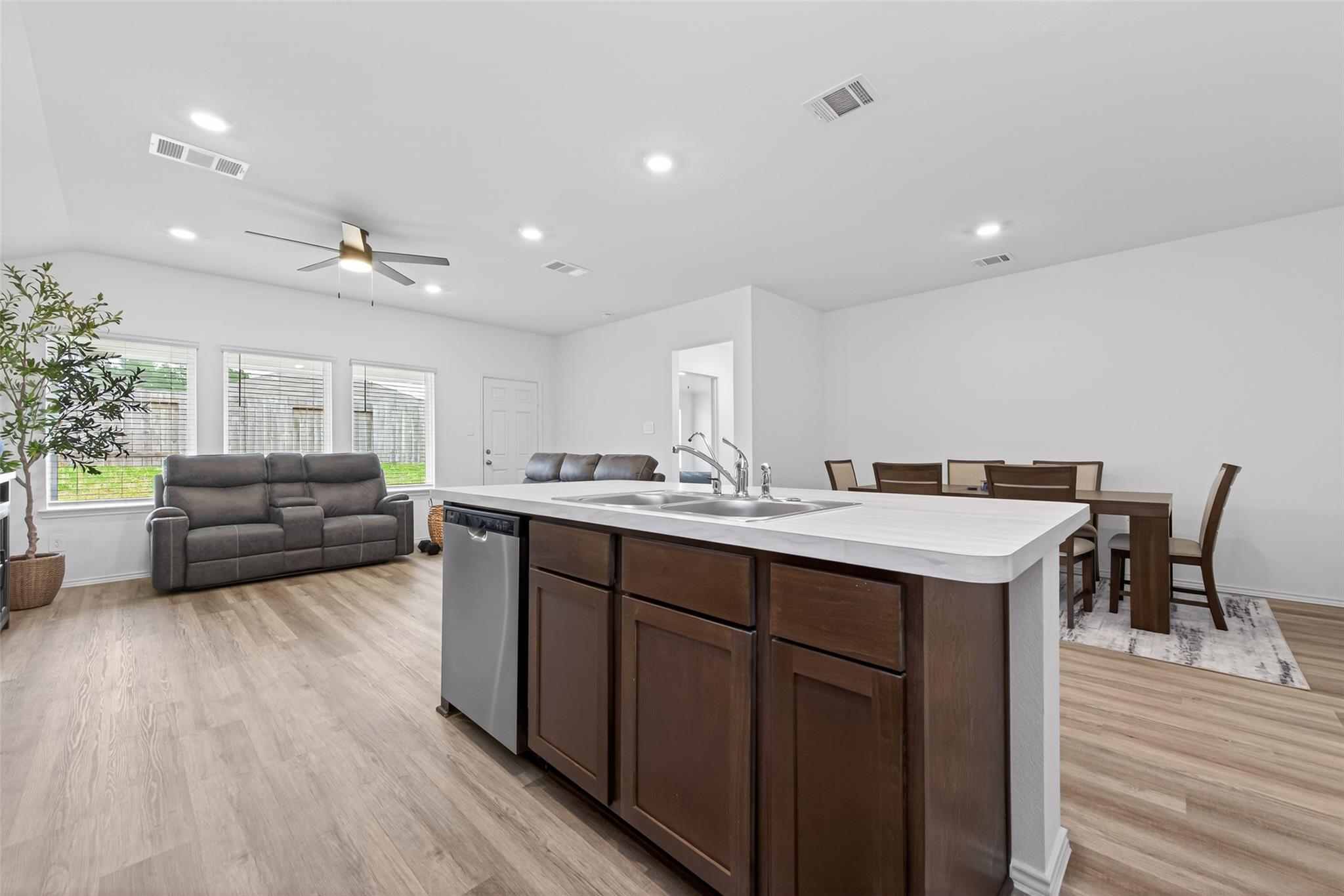 Residential in Splendora 2