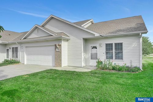 3950 Ballard Ct, Lincoln, NE, 68504-1259 | Card Image