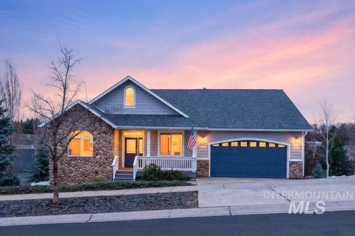 2309 Cambridge Ct, Moscow, ID, 83843-9664 | Card Image