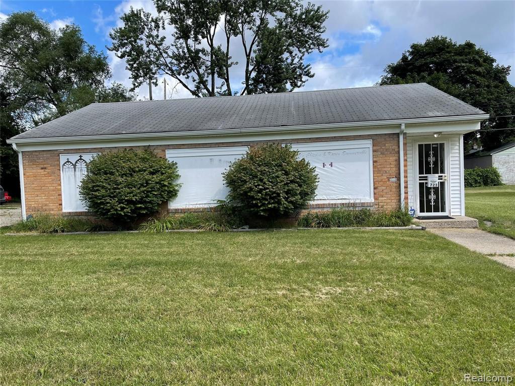 Mckeighan Ave, Flint, MI 48507