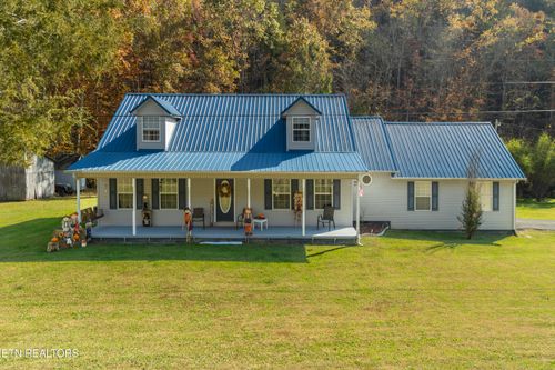 238 Dry Valley Rd, Thorn Hill, TN, 37881 | Card Image