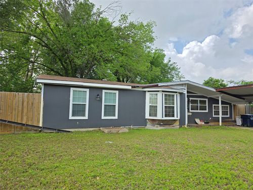 1203 Highland Ave, Rockdale, TX, 76567-2107 | Card Image