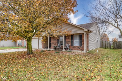 1181 Harvest Ridge Cir, Franklin, IN, 46131-7046 | Card Image