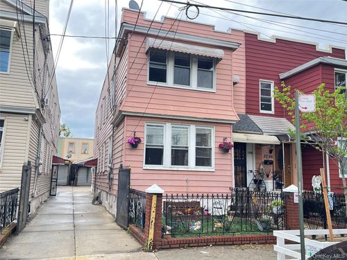 3768 101st St, Corona, NY, 11368-1845 | Card Image