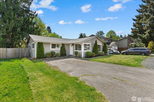 6004 99th St Ne, Marysville, WA, 98270-2446 | Card Image