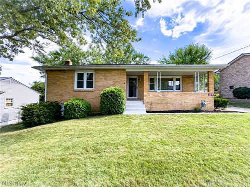 109 Linmar Ave, Wintersville, OH, 43953-4248 | Card Image