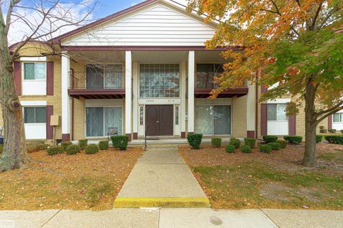 29200 Gloede Dr, Warren, MI, 48088-4031 | Card Image