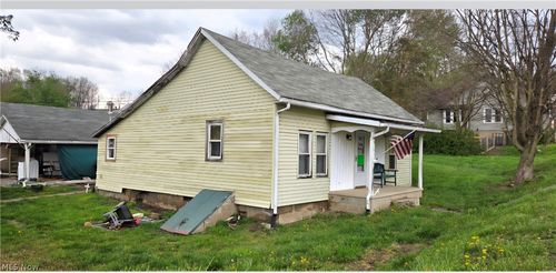 15711 National Rd, Glenford, OH, 43739-9642 | Card Image