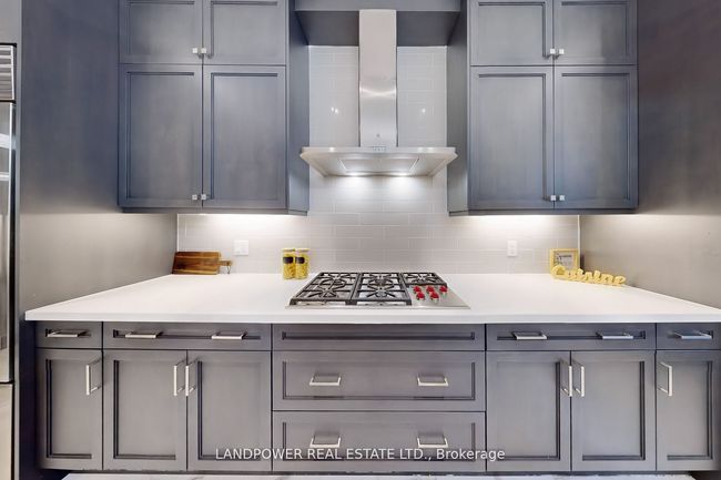 52 Klees Cres, House other with 5 bedrooms, 5 bathrooms and 3 parking in Aurora ON | Image 11