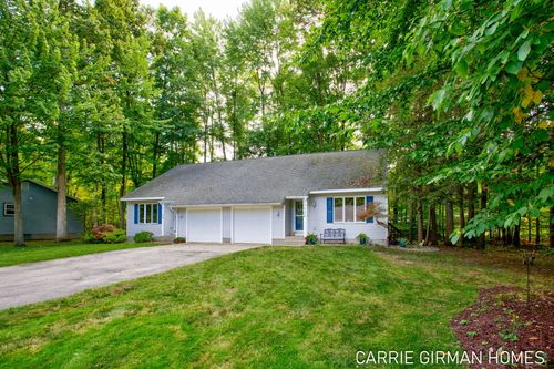 15144 Wintergreen Ct, Spring Lake, MI, 49456-2804 | Card Image