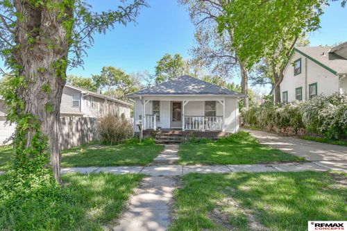 1444 Dakota St, Lincoln, NE, 68502-4624 | Card Image