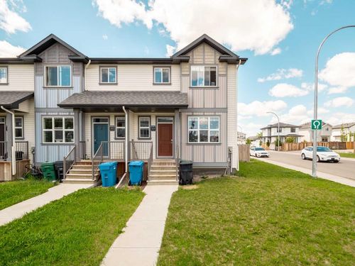 354 Mildred Dobbs Blvd N, Lethbridge, AB, T1H7G4 | Card Image