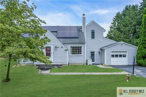 267 Friendship Rd, Cranbury, NJ, 08512-5406 | Card Image