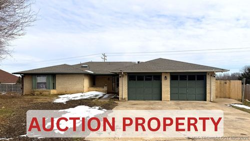 2303 Linfield Ct, Norman, OK, 73071-7306 | Card Image