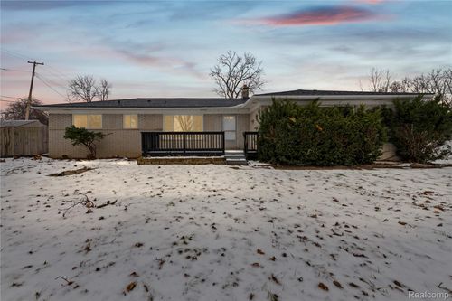 11780 Haggerty Rd, Van Buren Township, MI, 48111-2818 | Card Image