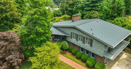 122 Circle Dr, Thomasville, NC, 27360-2609 | Card Image