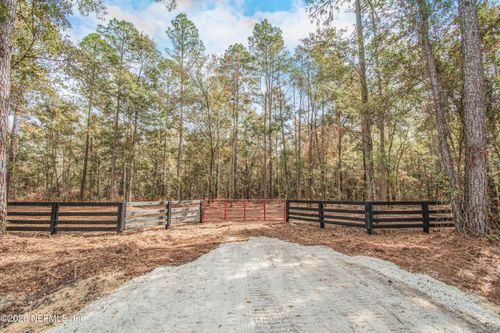 14374 Leon Dopson Rd, Sanderson, FL, 32087 | Card Image