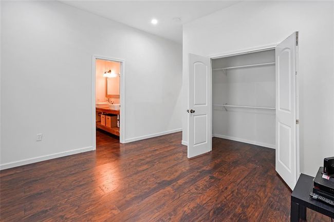 11215 Duane St, House other with 5 bedrooms, 3 bathrooms and null parking in Houston TX | Image 20