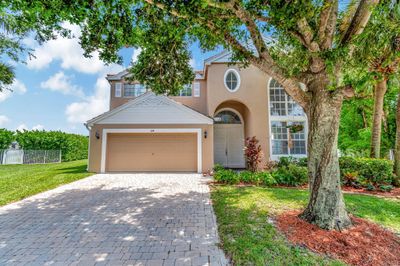 104 Devonshire Circle, House other with 4 bedrooms, 3 bathrooms and null parking in Royal Palm Beach FL | Image 1