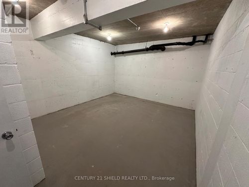 b-820 Mcconnell Ave, Cornwall, ON, K6H4M4 | Card Image