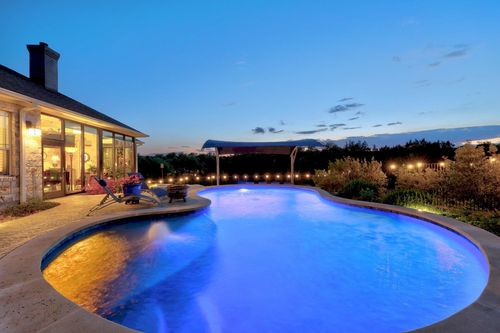 128 Tuscany Way, Georgetown, TX, 78633-4497 | Card Image