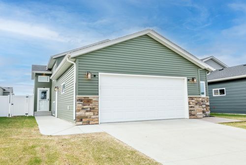 6762 69th Ave S, Horace, ND, 58047-9581 | Card Image