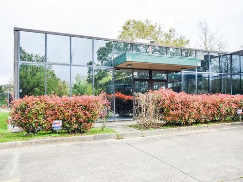 3eand3f-10555 Lake Forest Blvd, New Orleans, LA, 70127-5206 | Card Image