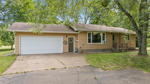 1049 Highway 66 W, Stevens Point, WI, 54481-9507 | Card Image