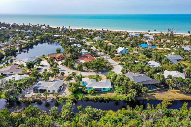 1057 Blue Heron Dr, House other with 2 bedrooms, 3 bathrooms and null parking in Sanibel FL | Image 7