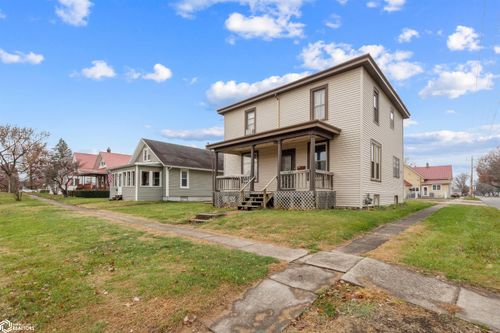 401 Swan St, West Burlington, IA, 52655-1225 | Card Image