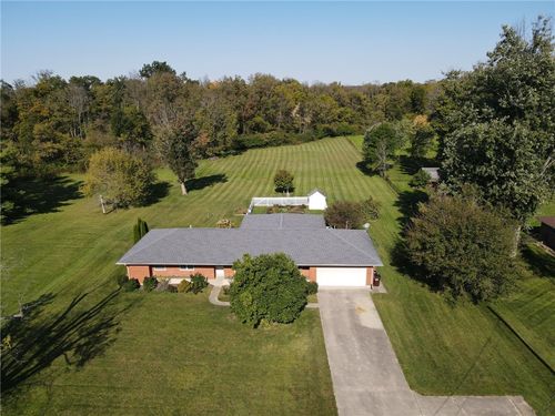 3528 Calumet Rd, Ludlow Falls, OH, 45339-8705 | Card Image