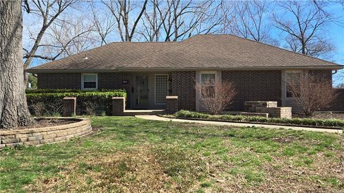 14930 Tomasha Dr, Independence, MO, 64055-4947 | Card Image