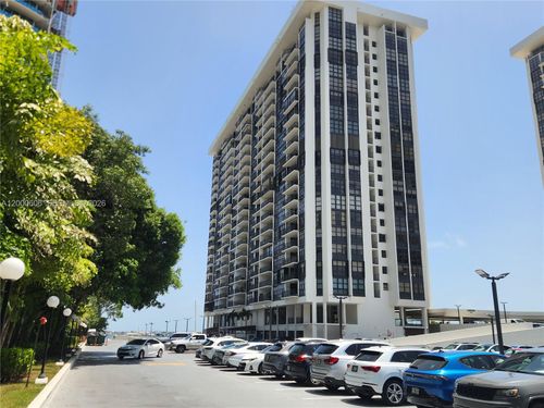 a1207-1865 Brickell Ave, Miami, FL, 33129-1621 | Card Image