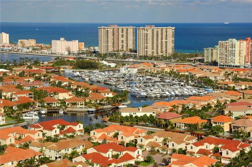 963 Harbor Vw S, Hollywood, FL, 33019-5058 | Card Image