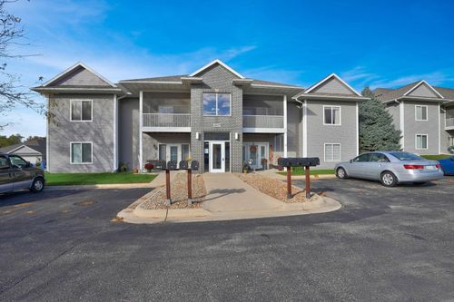 unit-6-2627 Orchard Dr, Cedar Falls, IA, 50613-5892 | Card Image