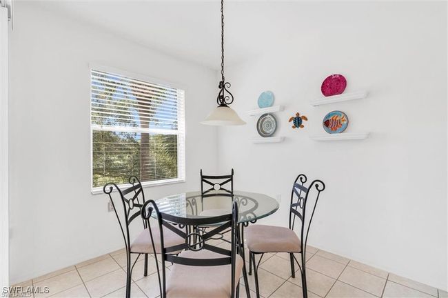 APT-202 - 3445 Grand Cypress Dr, Condo with 3 bedrooms, 2 bathrooms and null parking in Naples FL | Image 4