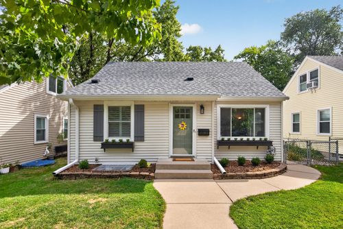 2705 Georgia Ave S, Saint Louis Park, MN, 55426-3338 | Card Image