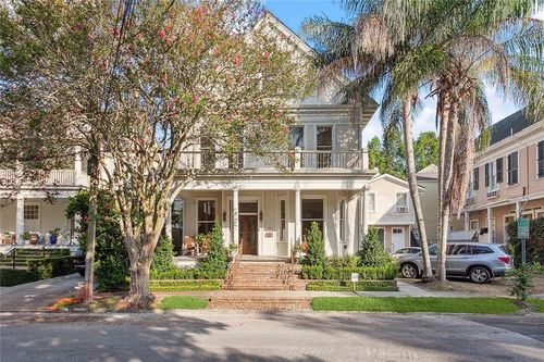 loft-590 Walnut St, New Orleans, LA, 70118-4936 | Card Image