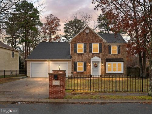 712 Scarborough Dr, EGG HARBOR TOWNSHIP, NJ, 08234-4834 | Card Image