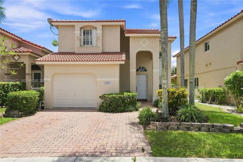 15822 Sw 16th Ct, Pembroke Pines, FL, 33027-2315 | Card Image